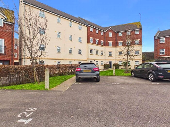2 Bedroom Apartment For Sale In Watermint Drive, Tuffley, Gloucester, Gloucestershire, GL4