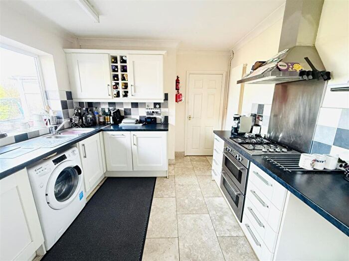 2 Bedroom Semi-Detached Bungalow For Sale In Clover Place, Thringstone, Coalville, LE67