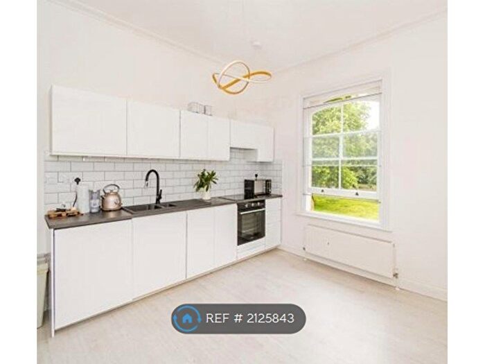 1 Bedroom Flat To Rent In The Avenue, Southampton, SO17