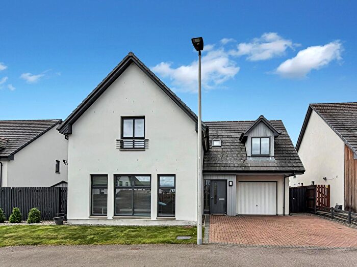 4 Bedroom Detached House For Sale In Holyrood Drive, Elgin, IV30