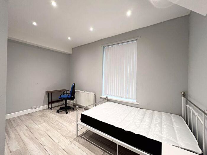 1 Bedroom Terraced House To Rent In Room, Nadine Street, Salford, M6