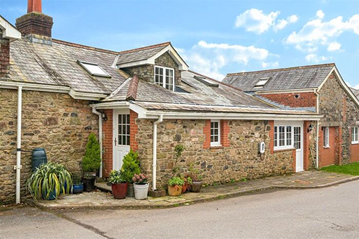 3 Bedroom Property For Sale In The Mews, Moorhaven, Ivybridge, PL21