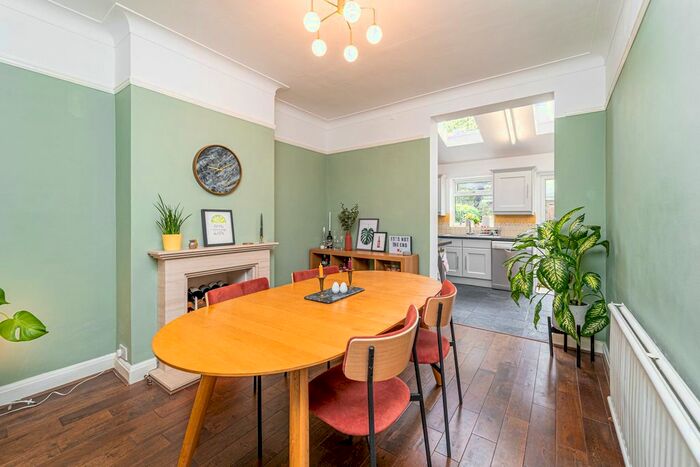 5 Bedroom Terraced House To Rent In Maidstone Road, Bounds Green, London, N11