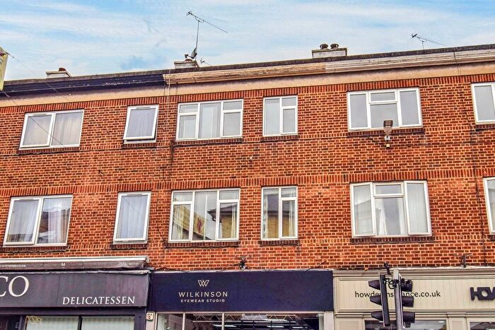 2 Bedroom Maisonette For Sale In High Street, Sevenoaks, TN13