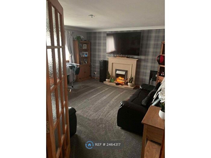 3 Bedroom Semi-Detached House To Rent In Barons Well, Wick, KW1