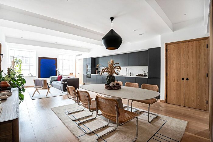 2 Bedroom Flat For Sale In Betterton Street, London, WC2H
