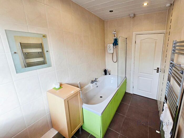 3 Bedroom Bungalow For Sale In West Road, Consett, Durham, DH8
