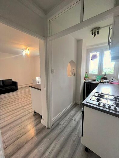 2 Bedroom Flat To Rent In Banister House, Homerton High Street, Hackney Central, Clapton, London, E9