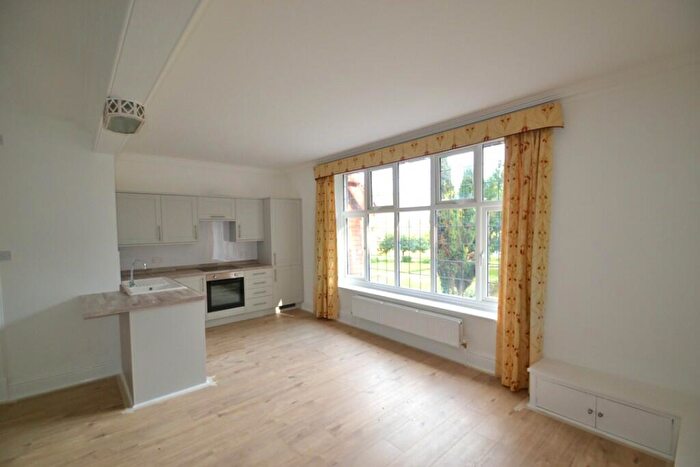 Studio To Rent In Cowfold Road, RH13