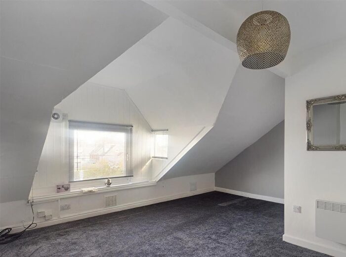 1 Bedroom Flat To Rent In Austhorpe Road, Leeds, LS15