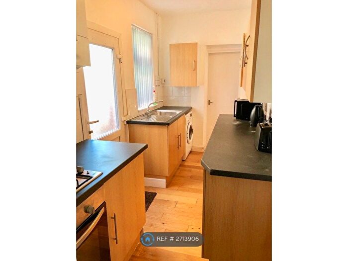 3 Bedroom Terraced House To Rent In Battenberg Road, Leicester, LE3