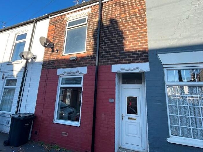 2 Bedroom Property To Rent In Lorraine Street, Hull, HU8