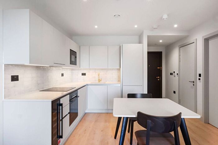 1 Bedroom Flat To Rent In The Draper, Colindale, London, NW9