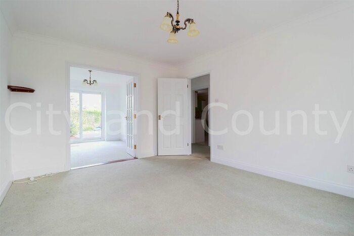 4 Bedroom Detached House To Rent In North Street, Crowland, Peterborough, PE6