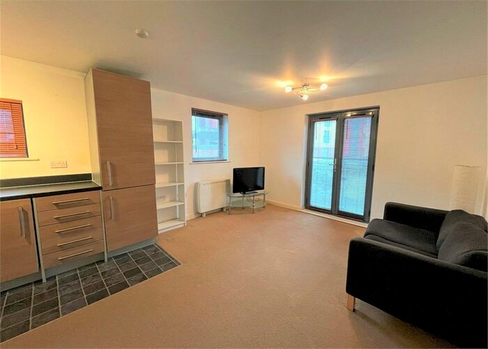 1 Bedroom Flat To Rent In St Christophers Court, Swansea, SA1