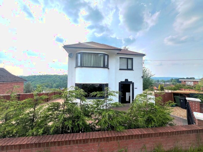 3 Bedroom Detached House To Rent In Buckshaft Road, Cinderford, GL14