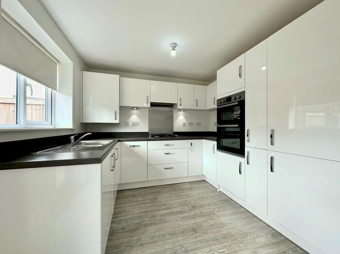 3 Bedroom Semi-Detached House To Rent In Beales Close, Market Weighton, York, East Riding Of Yorkshi, YO43