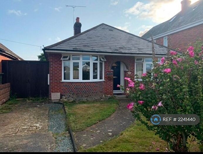 2 Bedroom Bungalow To Rent In Stannington Crescent, Totton, SO40