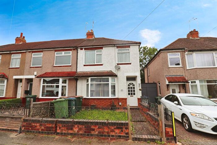 3 Bedroom End Of Terrace House To Rent In Rothesay Avenue, Coventry, CV4