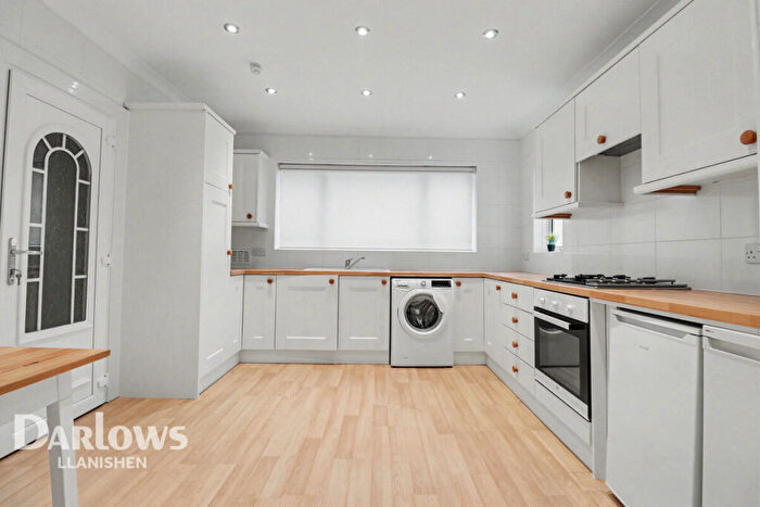 3 Bedroom Detached Bungalow For Sale In North Rise, Cardiff, CF14