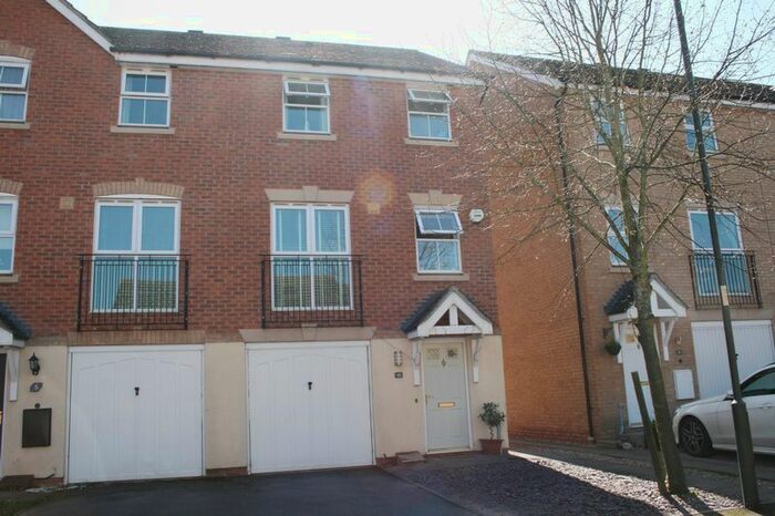 3 Bedroom Terraced House To Rent In Bridge Road, Bromsgrove, B60