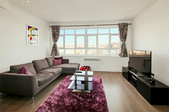 3 Bedroom Flat To Rent In Preston Road, Harrow, HA3