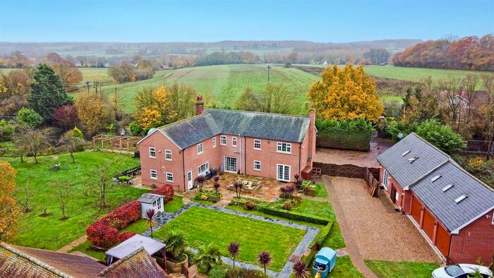 5 Bedroom Detached House For Sale In Oak Road, Halstead, CO9