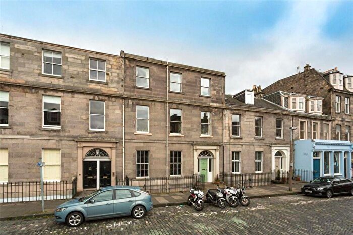 1 Bedroom Flat To Rent In Forth Street, Edinburgh, EH1