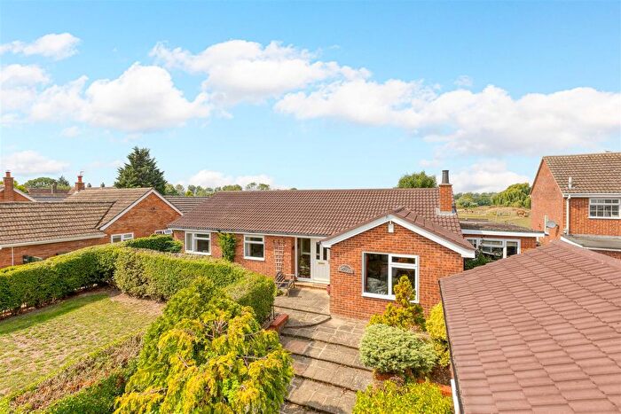 3 Bedroom Bungalow For Sale In High Street, Langford, SG18