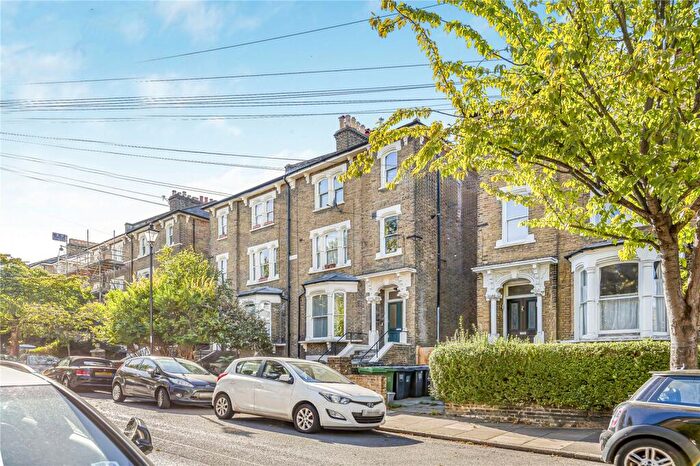 1 Bedroom Apartment For Sale In Tressillian Road, Brockley, SE4