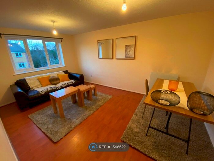 2 Bedroom Flat To Rent In Jack Clow Road, London, E15