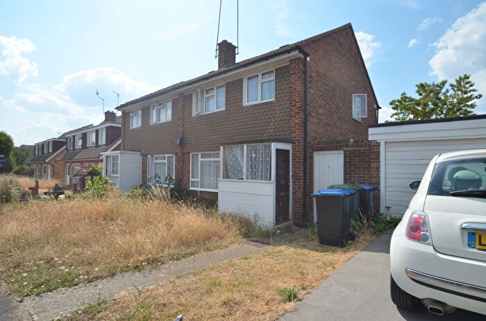 5 Bedroom Semi-Detached House To Rent In Nobles Way, Egham, TW20
