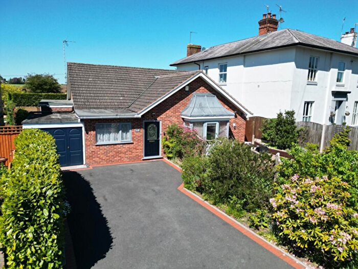 4 Bedroom Bungalow For Sale In Stourbridge Road, Kidderminster, DY10