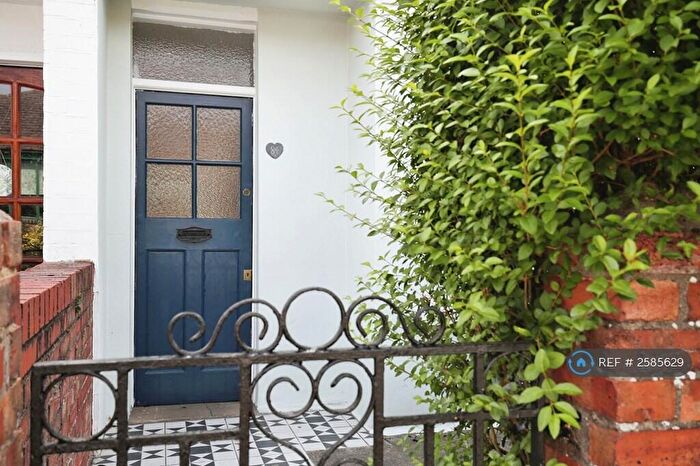 2 Bedroom Terraced House To Rent In Charles Street, Oxford, OX4