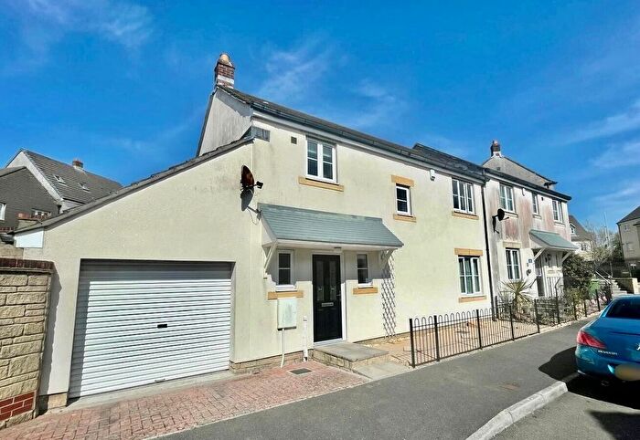 3 Bedroom End Of Terrace House For Sale In Claytonia Close, Roborough, Plymouth, PL6