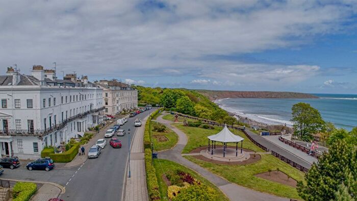 2 Bedroom Flat For Sale In The Crescent, Filey, YO14