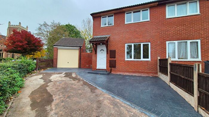 3 Bedroom Semi-Detached House To Rent In Icknield Port Road, Birmingham, B16