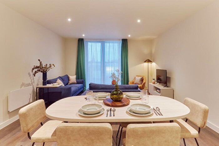 3 Bedroom Apartment To Rent In Corkfield Birmingham, Pershore Road, Birmingham, B5