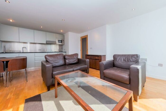 1 Bedroom Apartment To Rent In Bacon Street, London, E2