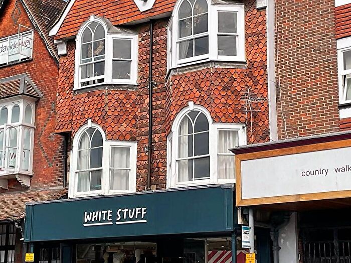 1 Bedroom Flat To Rent In High Street, Marlborough, SN8