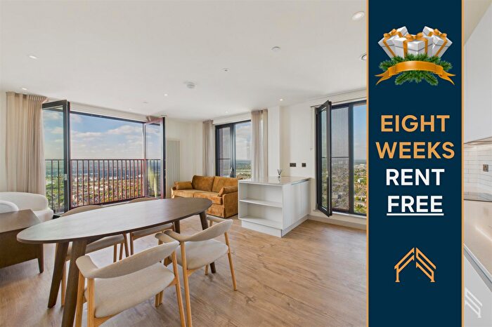 2 Bedroom Apartment To Rent In Selborne Road, London, E17