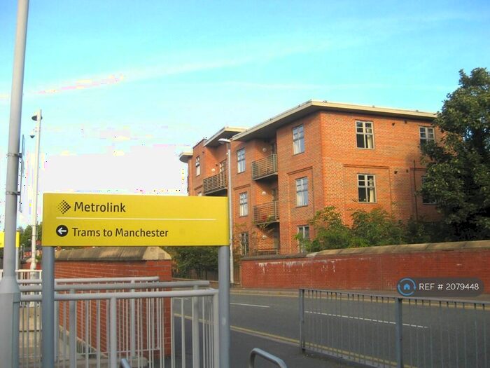 2 Bedroom Flat To Rent In Central Road, West Didsbury, M20