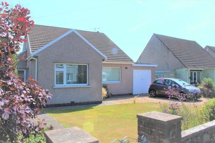 4 Bedroom Detached Bungalow For Sale In Mayfield Avenue, Laleston, Bridgend., CF32
