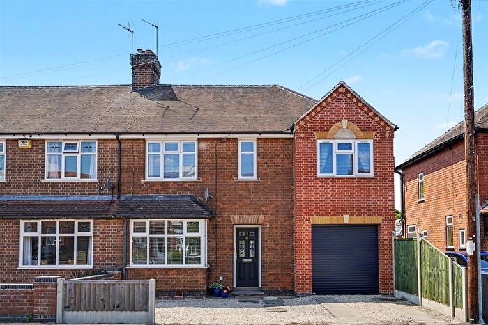 4 Bedroom Semi Detached House For Sale In Belmont Avenue, Breaston, DE72