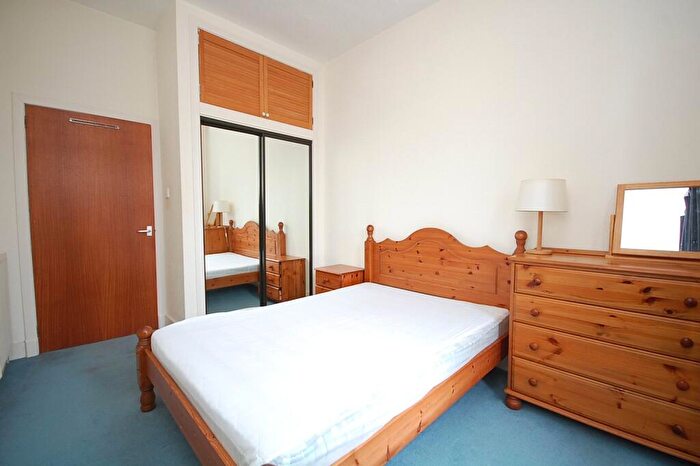 1 Bedroom Flat To Rent In Wallfield Place, Tfr, Rosemount, Aberdeen, AB25