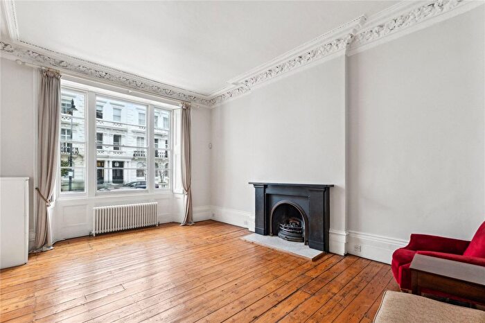 1 Bedroom Flat To Rent In Kensington Park Gardens, Notting Hill, London, W11