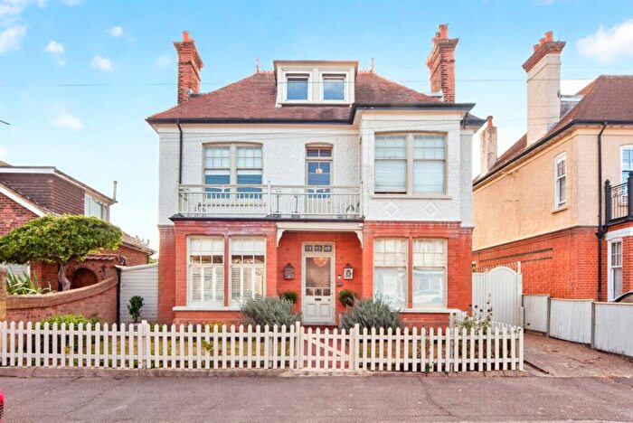 6 Bedroom Detached House For Sale In Tomline Road, Felixstowe, Suffolk, IP11