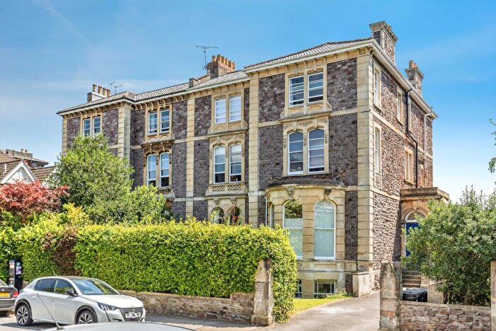 2 Bedroom House For Sale In All Saints Road, Bristol, BS8