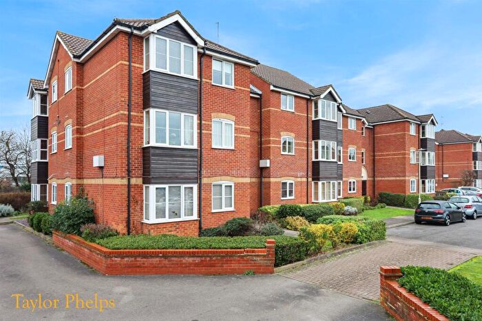 1 Bedroom Apartment To Rent In The Springs, Tamworth Road, Hertford - Top Floor, SG13