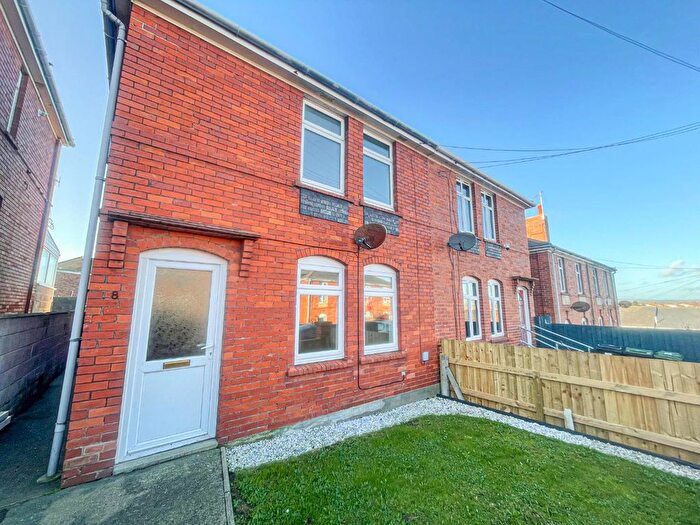 3 Bedroom Semi-Detached House To Rent In Bradford Road, Weymouth, DT4